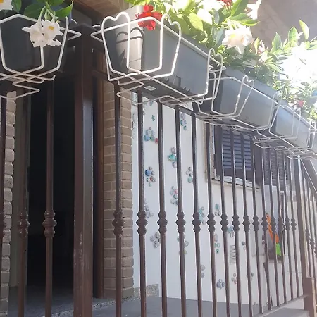 La Casa Al Mare Apartment *